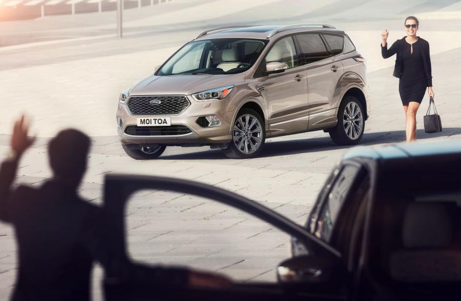  Ford Vignale Kuga 2016 года  (фото 15 из 38)